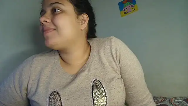 Snapshot of luisahot_9727 chatting on March 13, 2026, 6:40 am luisahot 9727 online show from March 13, 2026, 6:40 am