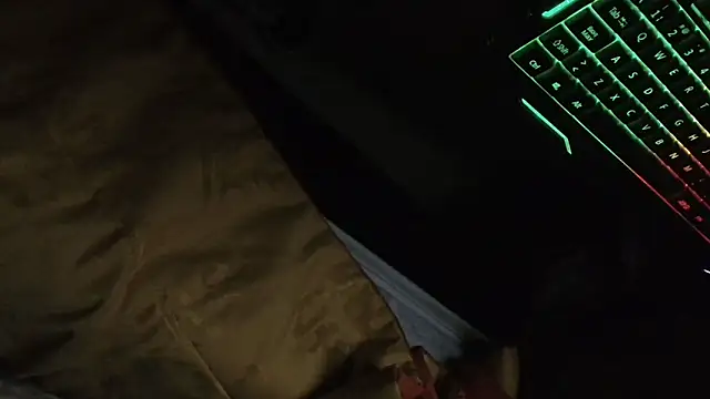 Snapshot of luisahot_9727 chatting on March 6, 2026, 9:04 am luisahot 9727 online show from March 6, 2026, 9:04 am