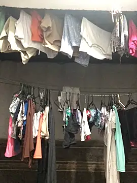 Snapshot of luisahot_9727 chatting on March 19, 2026, 7:19 am luisahot 9727 online show from March 19, 2026, 7:19 am