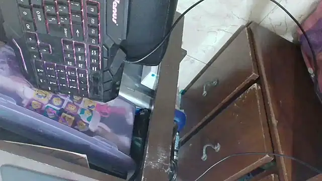 Snapshot of luisahot_9727 chatting on March 7, 2026, 9:20 pm luisahot 9727 online show from March 7, 2026, 9:20 pm