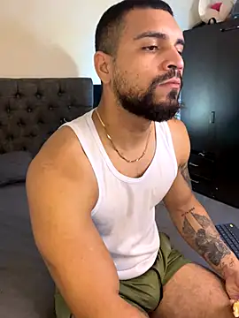 vincentjaxon online show from October 10, 2025, 12:17 pm