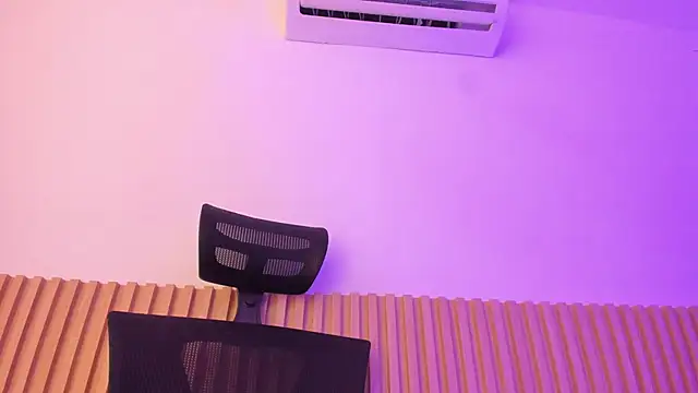 OliviaSweett online show from September 18, 2025, 7:17 pm