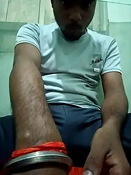 Snapshot of monubigcoock chatting on November 18, 2025, 3:04 pm monubigcoock online show from November 18, 2025, 3:04 pm