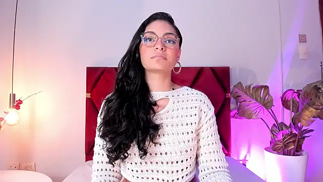 LunaAspen  online show from March 11, 2026, 6:35 pm