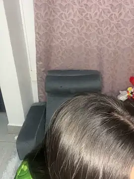 Amishell  online show from October 5, 2025, 1:29 am