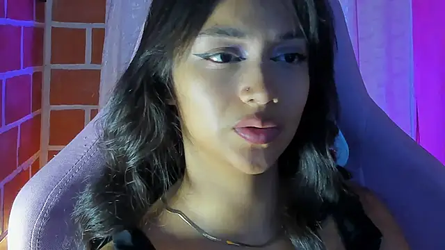 MelanyOconner online show from February 26, 2026, 3:56 pm