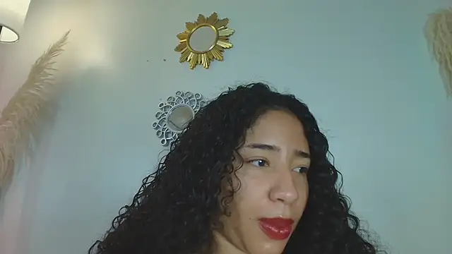 HairyAillyn online show from June 24, 2026, 4:00 am