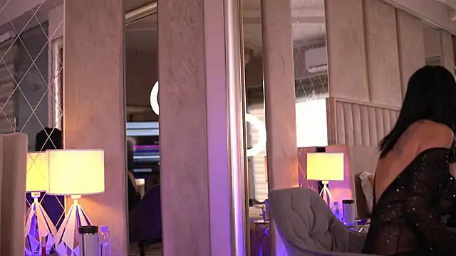 FrancescaDante online show from September 9, 2025, 5:39 am