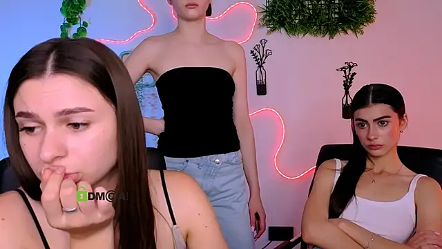 nekky mouse online show from August 4, 2026, 9:25 am