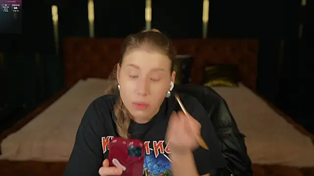 BadAfina online show from October 10, 2025, 6:58 am