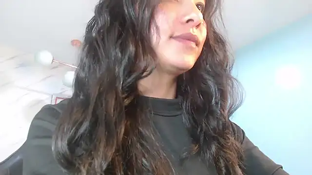 victoria hernandez t  online show from June 18, 2026, 1:05 pm