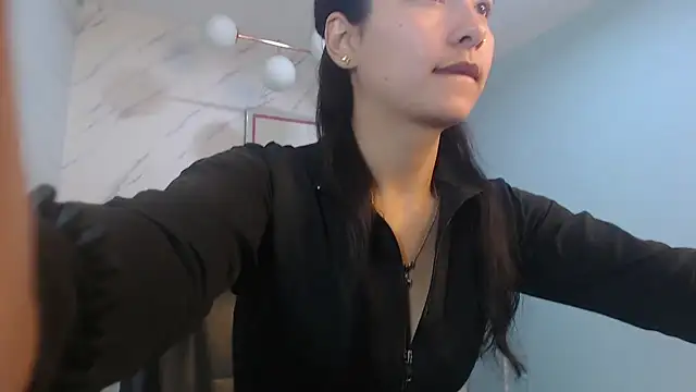victoria hernandez t  online show from June 10, 2026, 1:12 pm