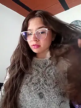 Isa Acosta online show from September 15, 2025, 3:34 pm