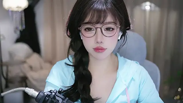 Snapshot of Fortune2Me chatting on March 14, 2026, 4:51 am Fortune2Me online show from March 14, 2026, 4:51 am