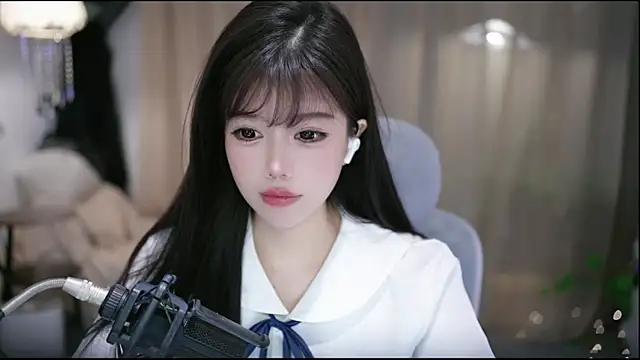 Snapshot of Fortune2Me chatting on March 20, 2026, 5:08 am Fortune2Me online show from March 20, 2026, 5:08 am