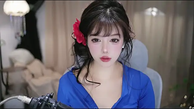 Snapshot of Fortune2Me chatting on March 15, 2026, 4:52 am Fortune2Me online show from March 15, 2026, 4:52 am