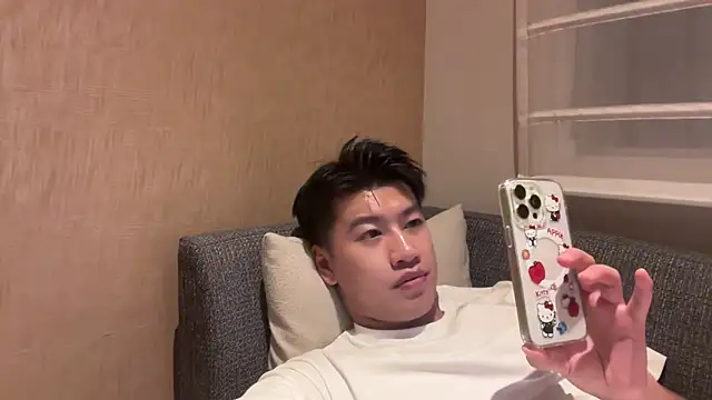 Snapshot of heywilliam chatting on October 15, 2025, 1:41 pm heywilliam online show from October 15, 2025, 1:41 pm