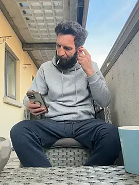 Michel huge online show from April 30, 2026, 5:36 am