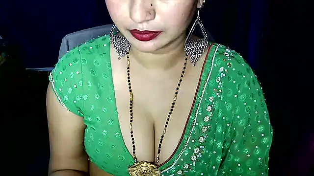 QUEEN SAKHI- online show from June 20, 2026, 12:21 pm