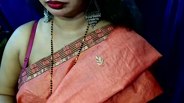 QUEEN SAKHI- online show from April 14, 2026, 8:19 am