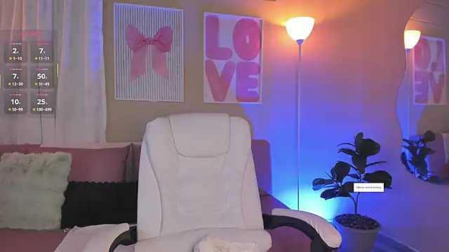 kissme cutie online show from October 7, 2025, 12:17 pm