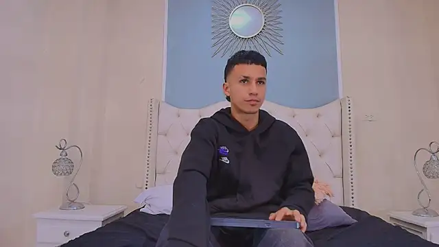 Marcus Jeron online show from April 27, 2026, 10:08 pm