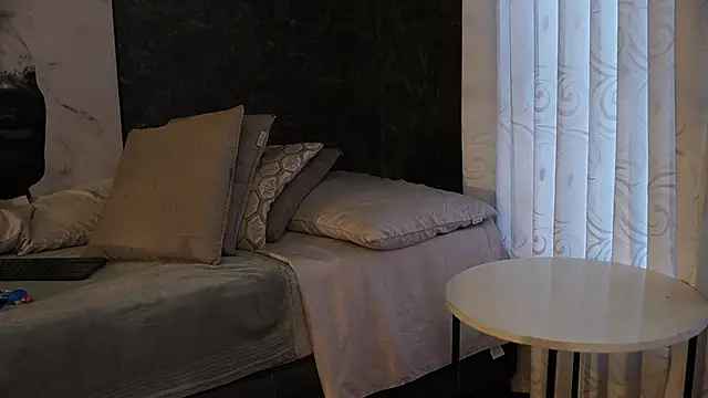 Thiago Valente online show from October 11, 2025, 1:12 pm