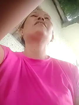 marinita13 online show from September 28, 2025, 3:08 pm