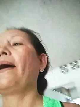 marinita13 online show from September 17, 2025, 12:23 am