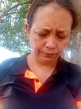 Snapshot of marinita13 chatting on June 21, 2026, 4:35 pm marinita13 online show from June 21, 2026, 4:35 pm