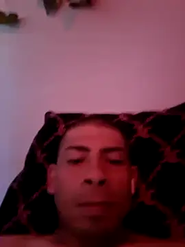 UsaGuy76 online show from April 19, 2026, 8:55 pm