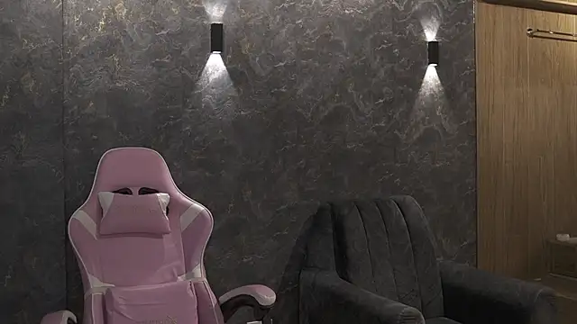 Ariaa Isabell online show from September 10, 2025, 6:18 pm