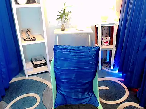 ladydesiree88 online show from June 15, 2026, 1:39 am