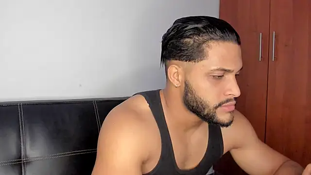 Pier Simons online show from November 20, 2025, 8:37 am