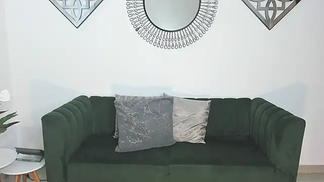 July Adams online show from February 6, 2026, 3:35 am