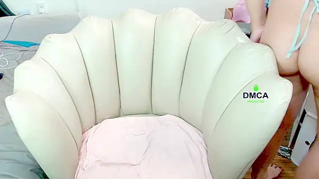 Snapshot of Rose_Rosemary chatting on July 26, 2026, 1:23 am Rose Rosemary online show from July 26, 2026, 1:23 am