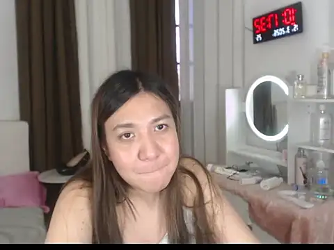 Snapshot of stellahugeX chatting on March 15, 2026, 2:18 am stellahugeX online show from March 15, 2026, 2:18 am