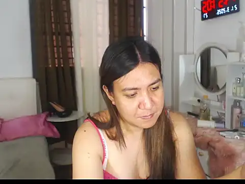 Snapshot of stellahugeX chatting on March 21, 2026, 8:52 am stellahugeX online show from March 21, 2026, 8:52 am