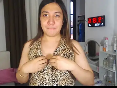 Snapshot of stellahugeX chatting on March 10, 2026, 1:20 am stellahugeX online show from March 10, 2026, 1:20 am