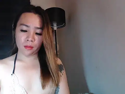 trans 69  online show from October 31, 2025, 4:36 pm