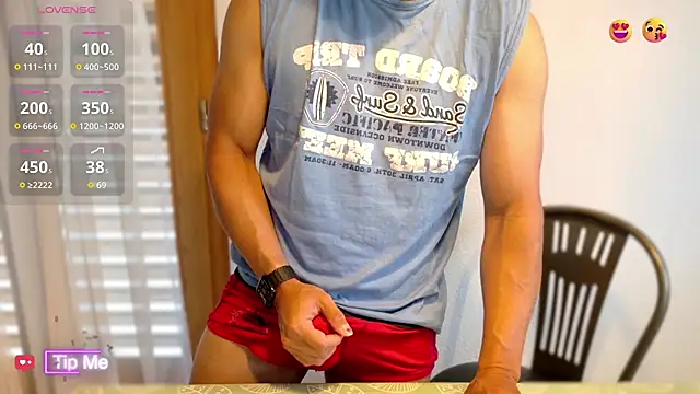 Snapshot of AsianBoy_WhiteDaddy chatting on July 19, 2026, 4:43 am AsianBoy WhiteDaddy online show from July 19, 2026, 4:43 am