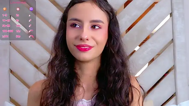 Sarah-Grace online show from October 3, 2025, 2:37 am