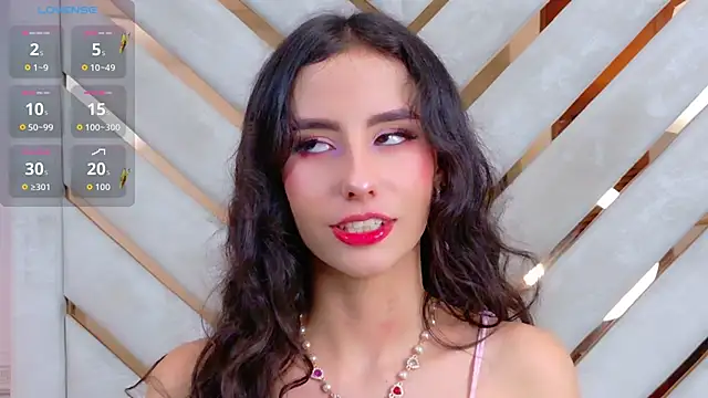 Sarah-Grace online show from October 2, 2025, 4:16 am