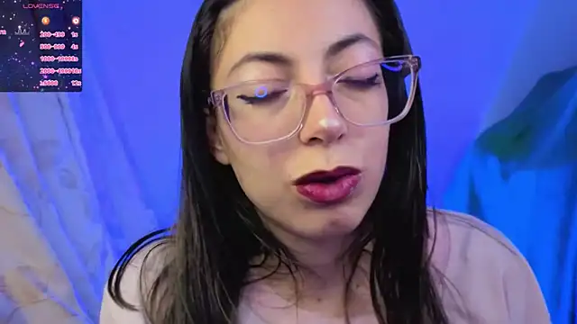 Miranda sexlove  online show from March 6, 2026, 7:09 pm