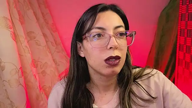 Miranda sexlove  online show from December 15, 2025, 7:36 am