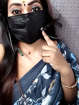 Cutie nila26 online show from October 13, 2025, 6:04 am