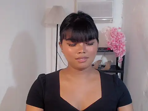 Snapshot of FROXXX21 chatting on July 16, 2026, 1:41 pm FROXXX21 online show from July 16, 2026, 1:41 pm