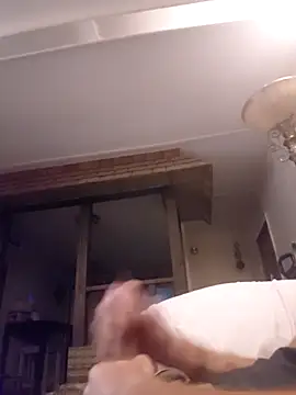 Hungwell1515 online show from March 23, 2026, 7:19 am