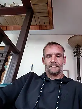 Hungwell1515 online show from January 13, 2026, 3:05 pm