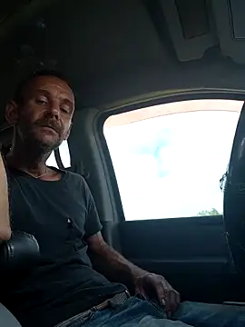 Hungwell1515 online show from October 22, 2025, 2:38 pm